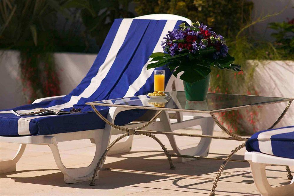 Hotel Ibis Styles Cap 3000 Aeroport 3*
