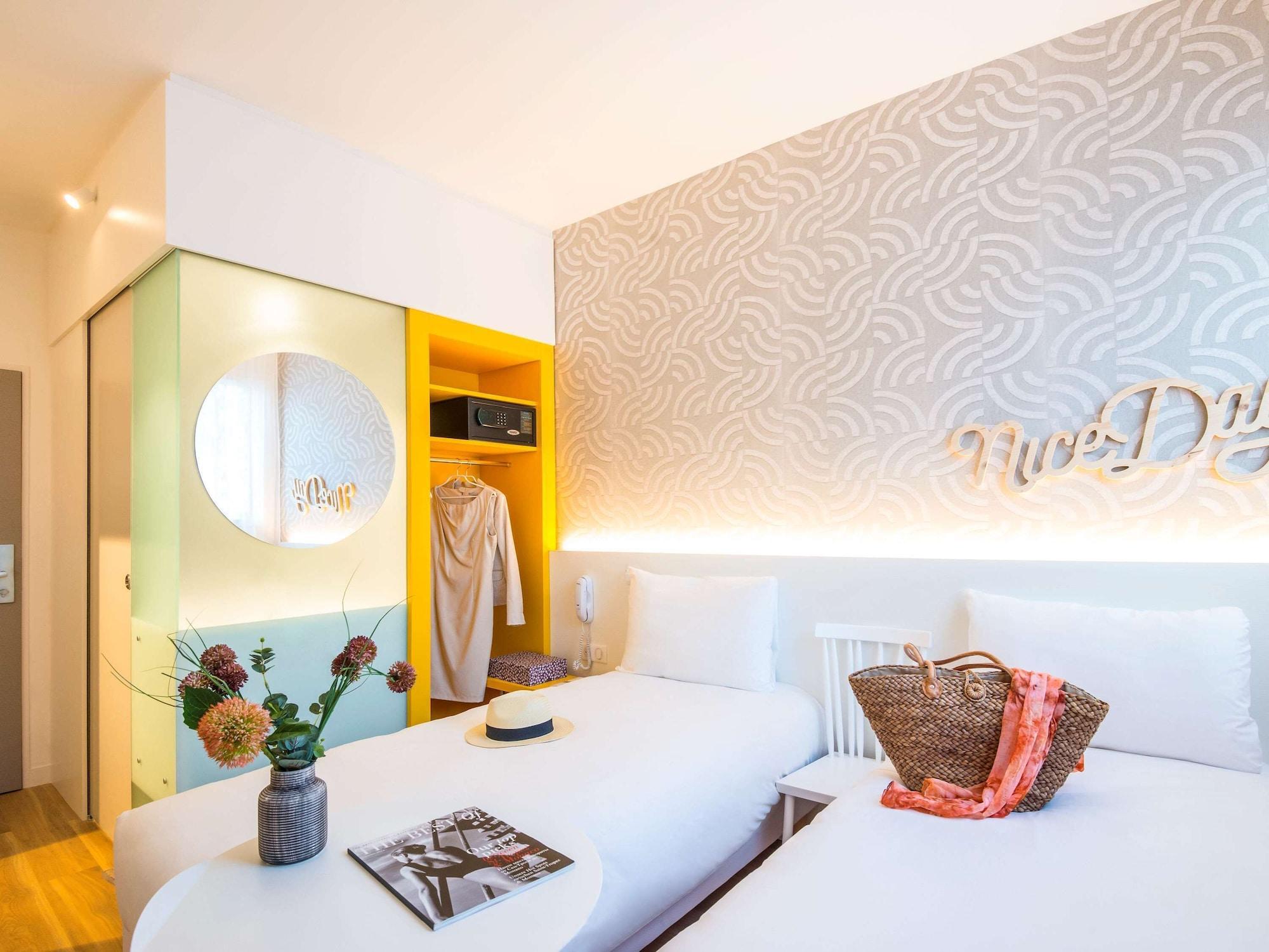 Ibis Styles Cap 3000 Aeroport Hotel