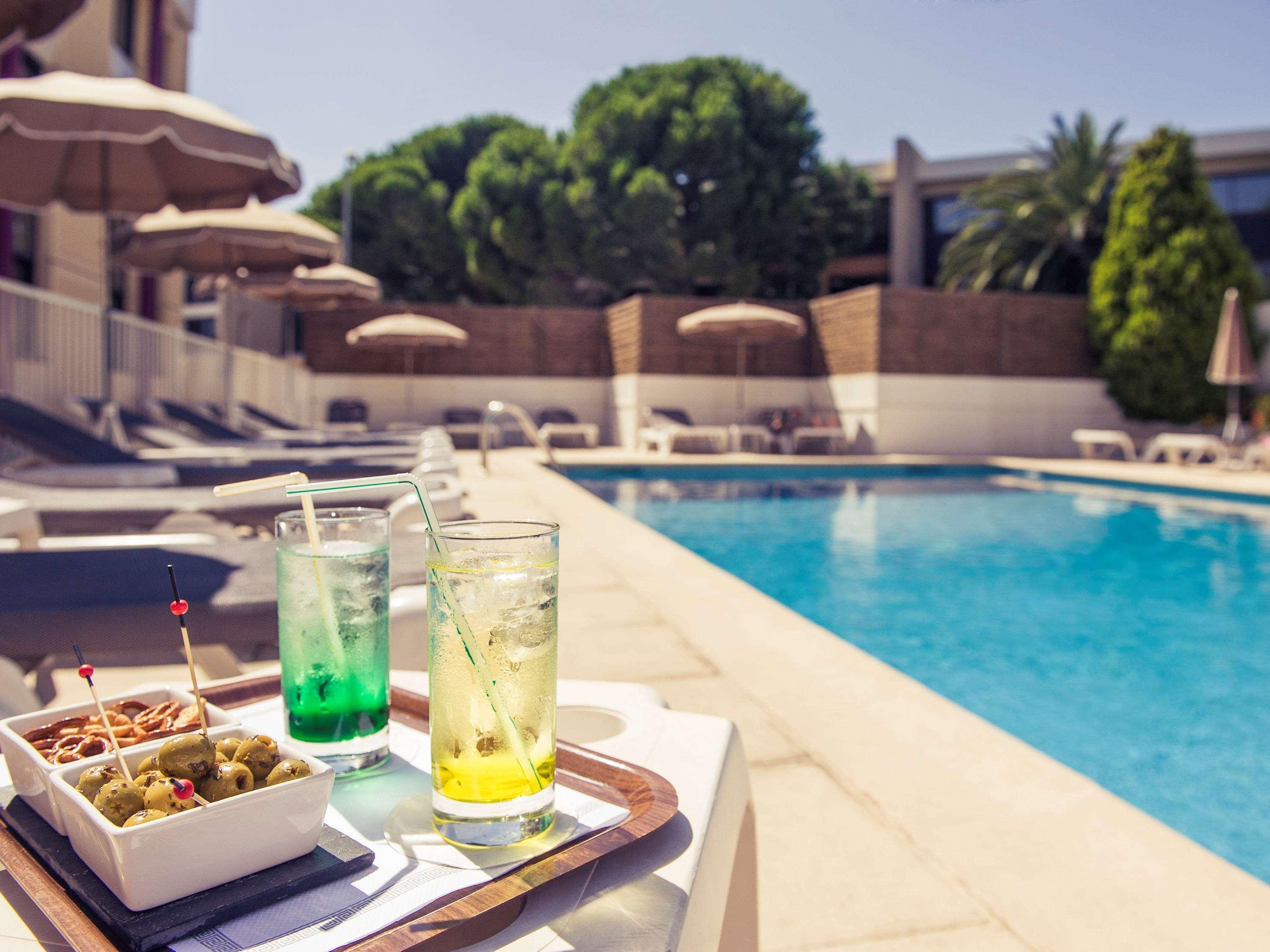 Ibis Styles Cap 3000 Aeroport Hotel 3*
