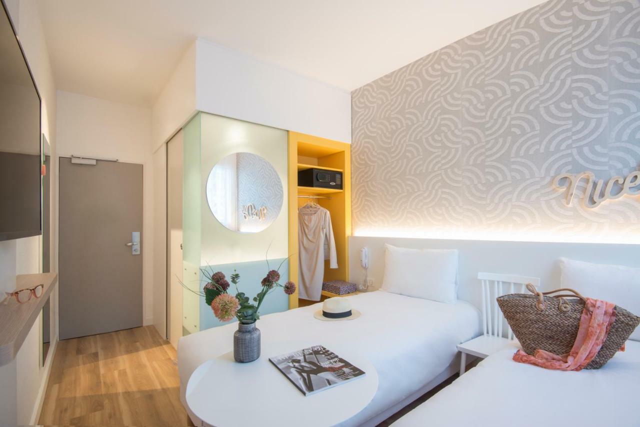Ibis Styles Cap 3000 Aeroport Hotel 3*