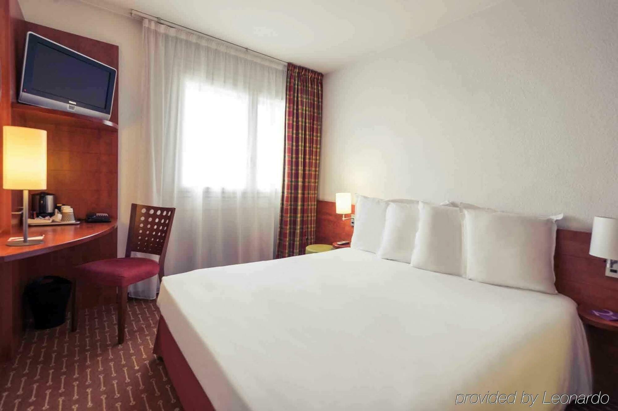 Ibis Styles Cap 3000 Aeroport